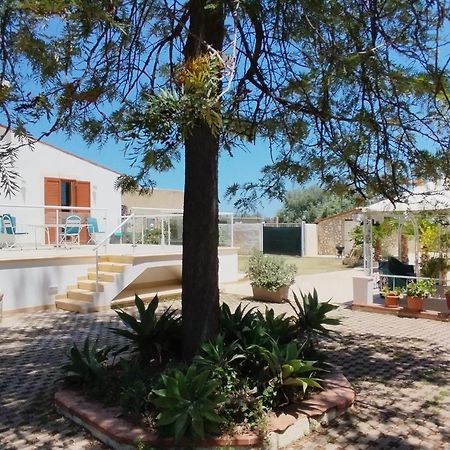 Casa Di Lu' Villa Floridia Buitenkant foto