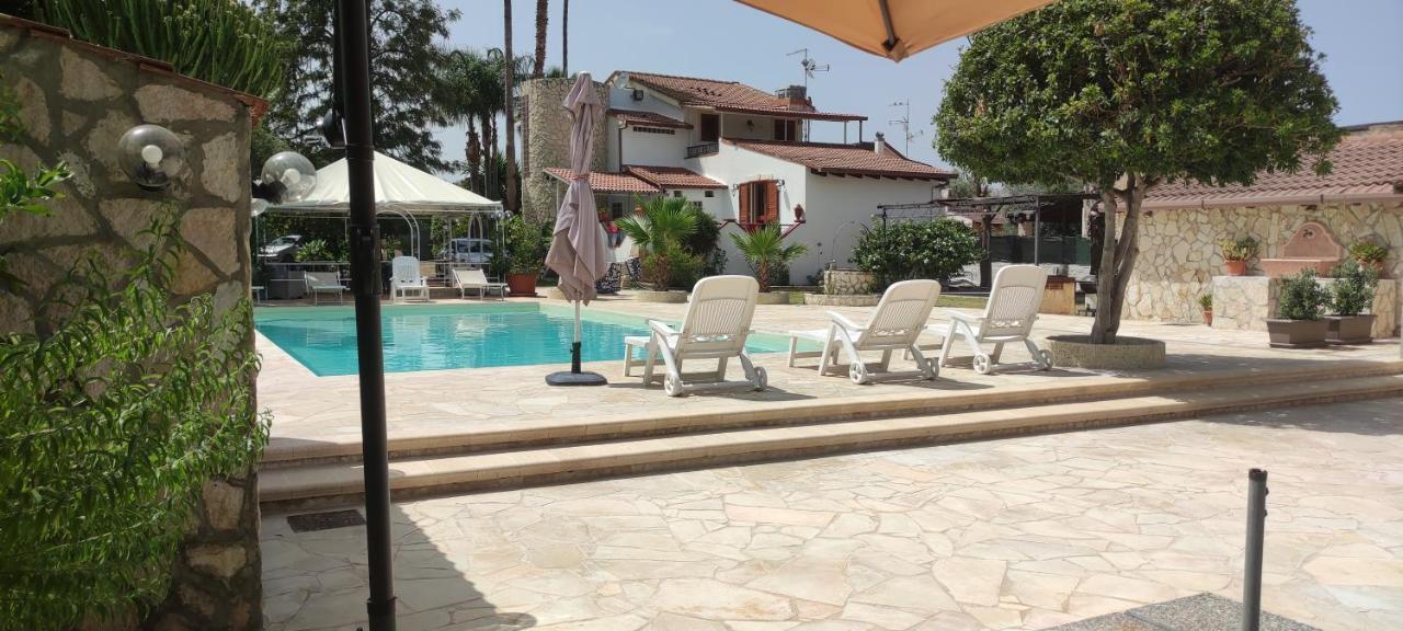 Casa Di Lu' Villa Floridia Buitenkant foto