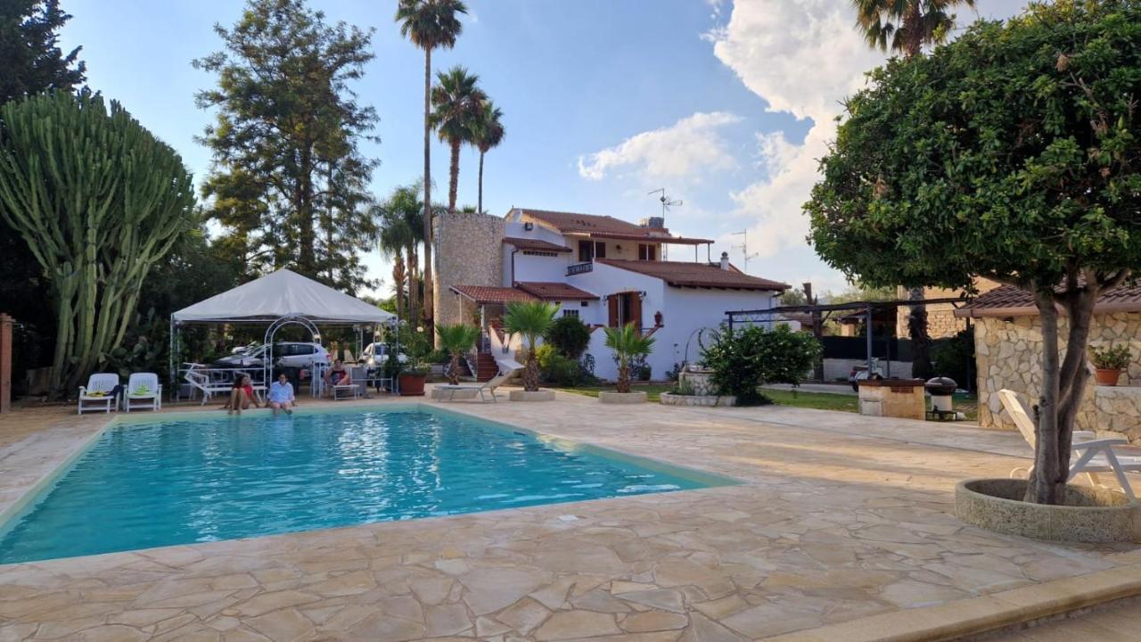 Casa Di Lu' Villa Floridia Buitenkant foto