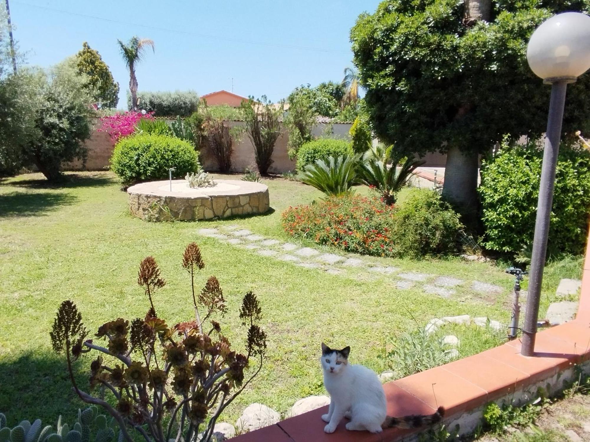 Casa Di Lu' Villa Floridia Buitenkant foto